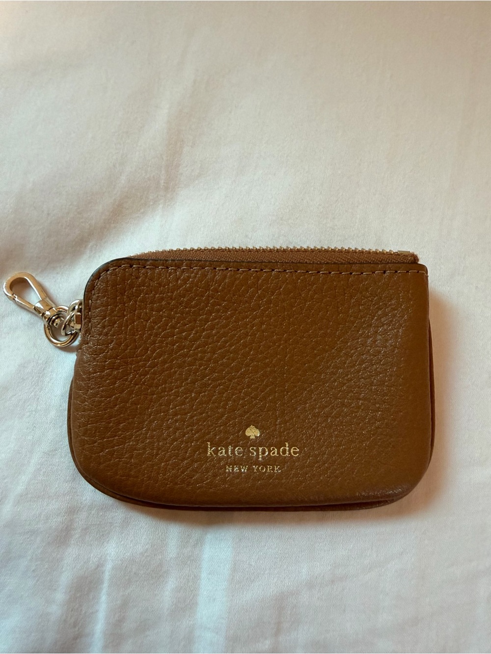 Kate Spade Brown Pebbled Leather Zip Coin Purse /Key Card Pouch w/ Gold Logo EUC - Picture 1 of 8